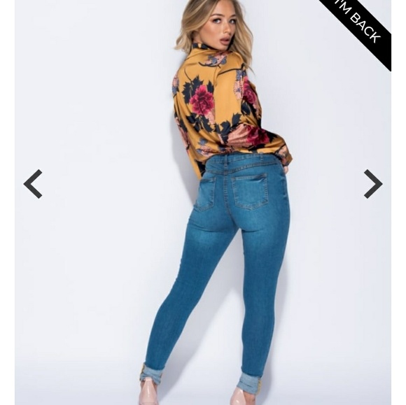 SALE!! Sz.4turn up detail skinny JEAN - Picture 3 of 5